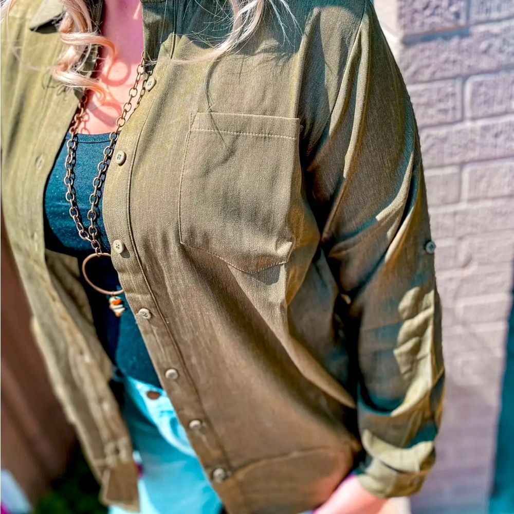 Santa Fe Button Down Chambray Top - Olive NWT